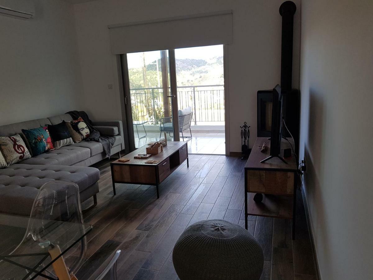 Evmelia Kakopetria Suites Εξωτερικό φωτογραφία